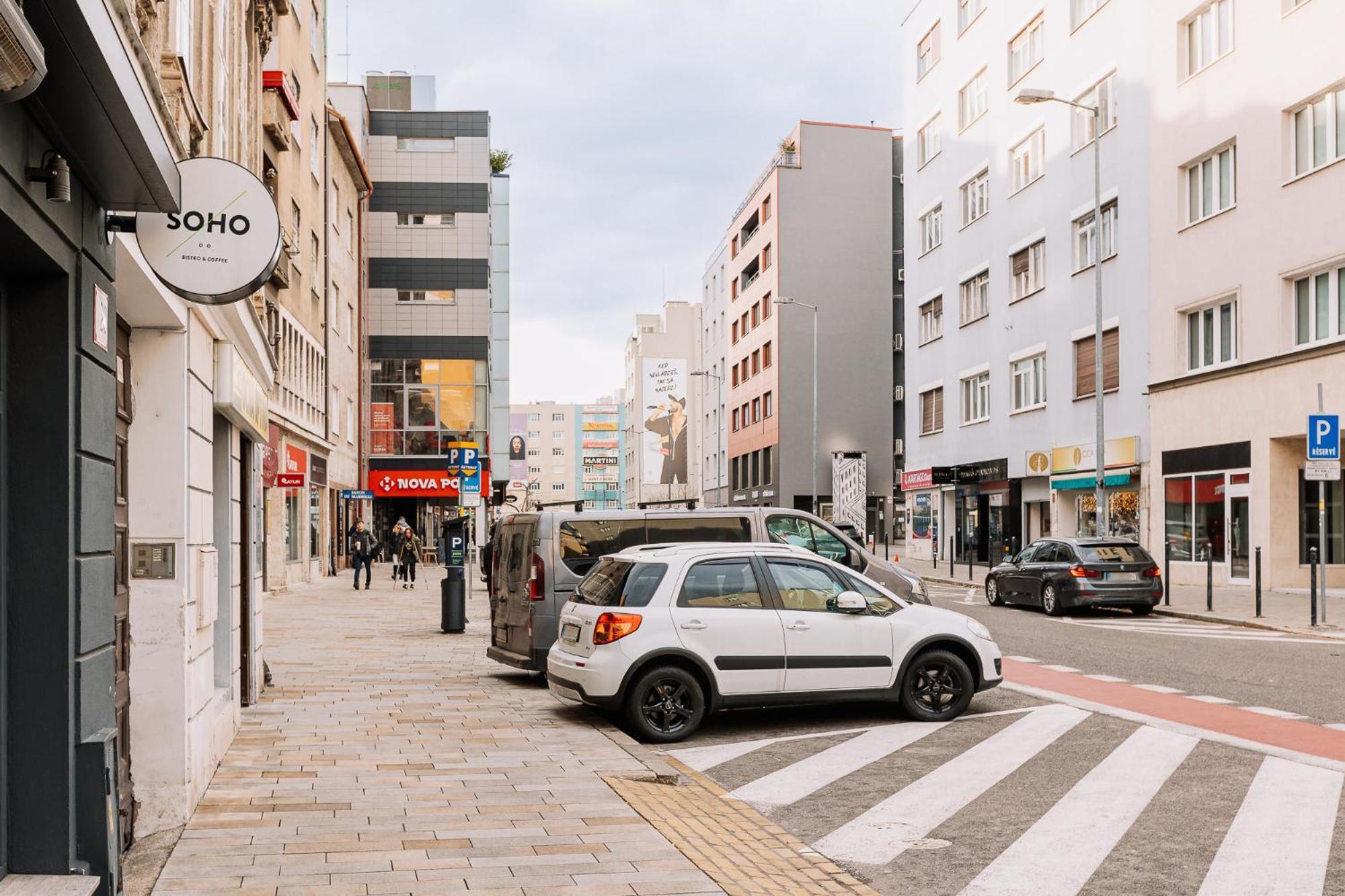 Skau 2 Old Town Family & Business Apartment 2 Floor Free Parking Μπρατισλάβα Εξωτερικό φωτογραφία